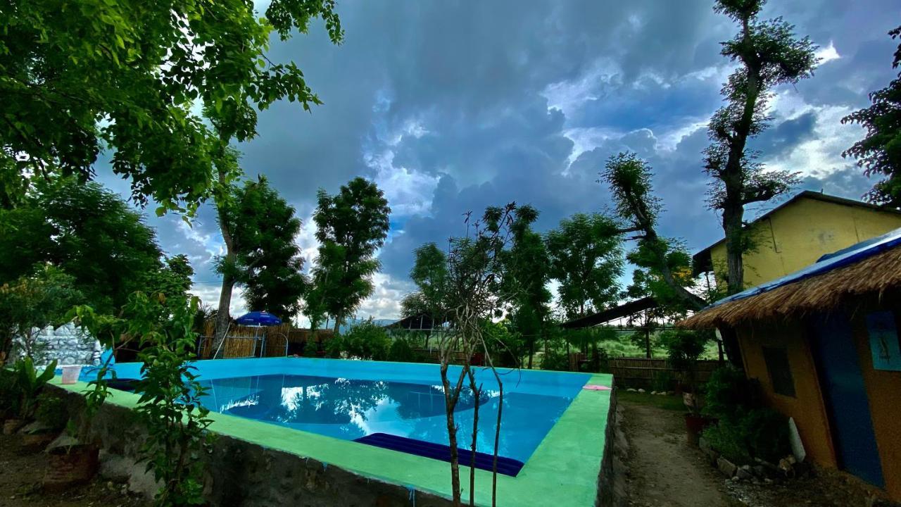 River Park Retreat Sauraha Exterior foto